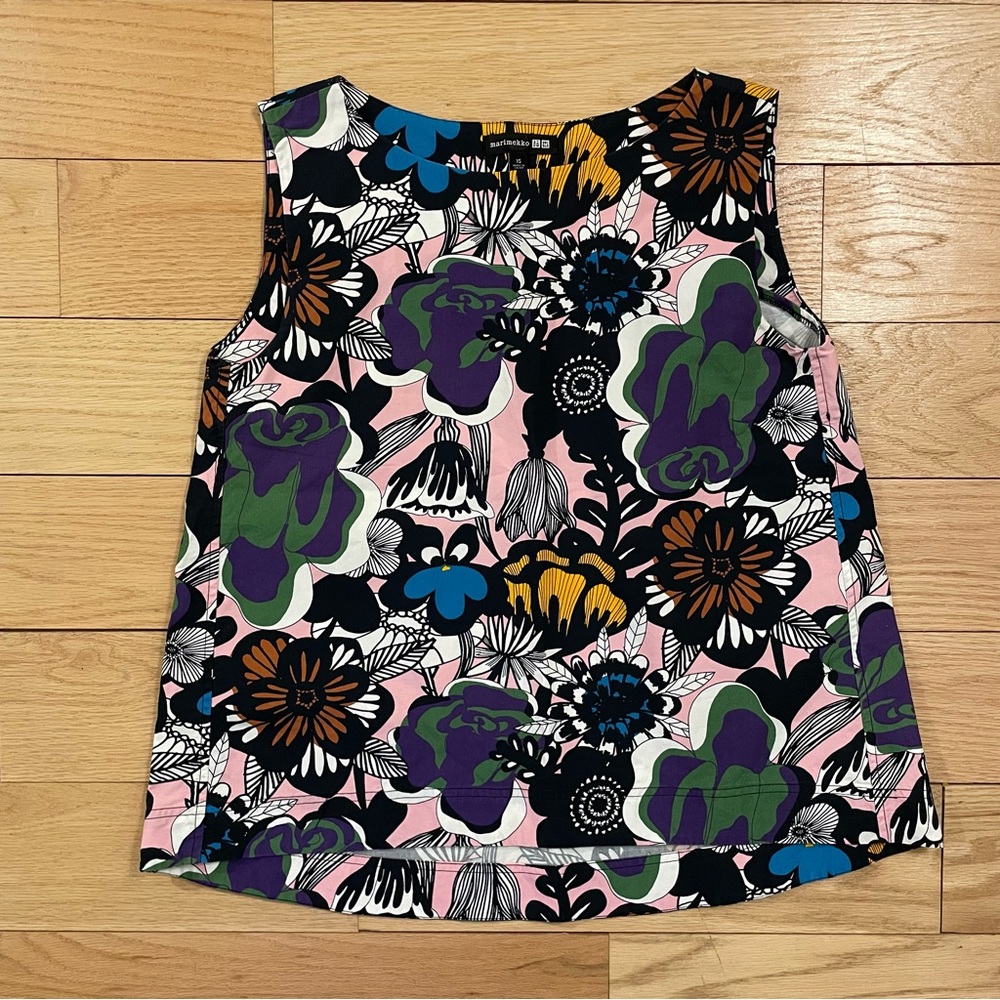 Marimekko x Uniqlo floral sleeveless blouse